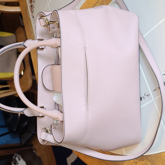 Michael Kors Large Blush Color Satchel.  Pre-loved. - Picture 3 of 16